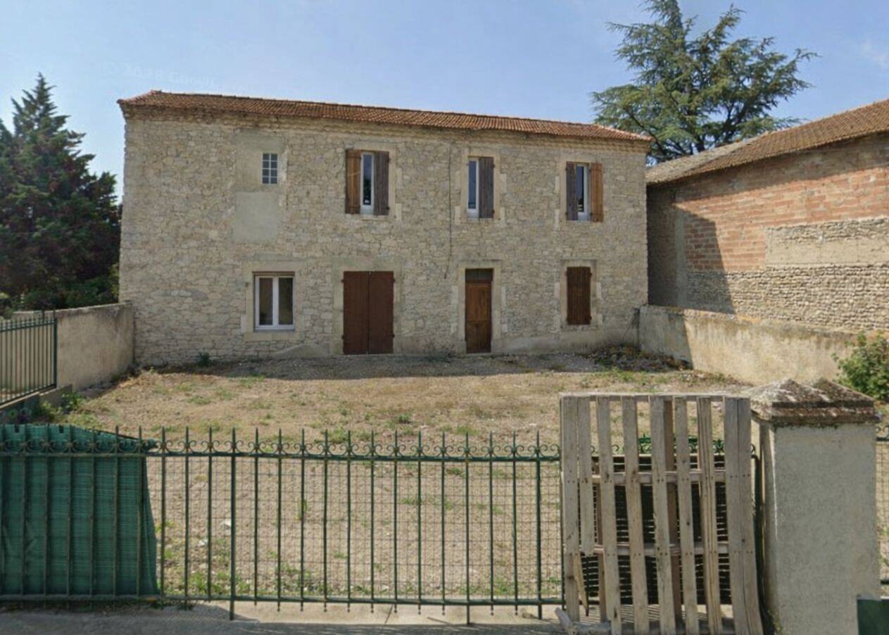 Maison 5 pièces 120 m² · à Violès · 120 m² · 262 500 €