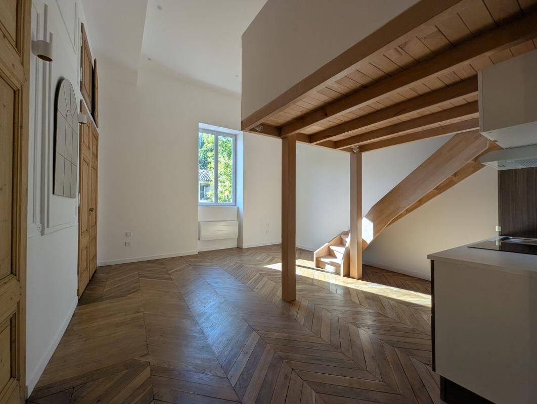 Appartement 1 pièce 45 m² · à Lyon 1er Arrondissement · 45 m² · 1 026 €/mois