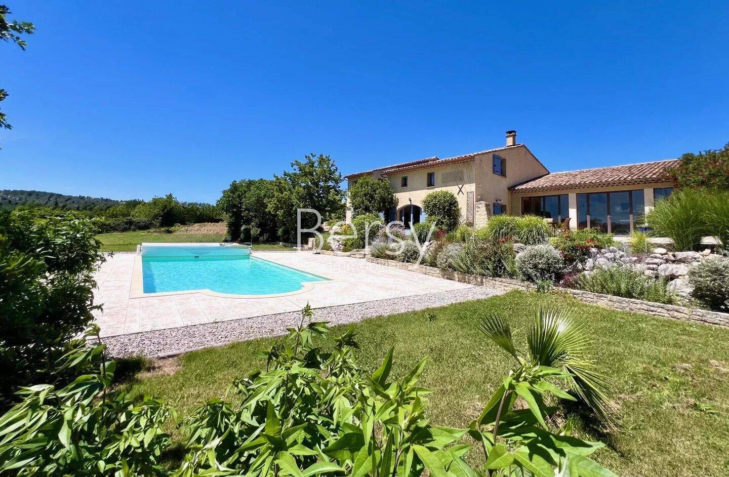 Maison 6 pièces 210 m² · à Bédoin · 210 m² · 1 489 000 €