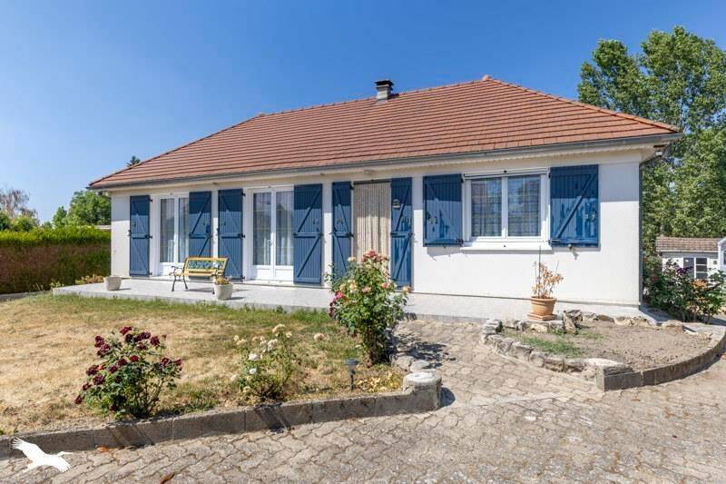 Maison 6 pièces 123 m² · à Commentry · 123 m² · 182 069 €