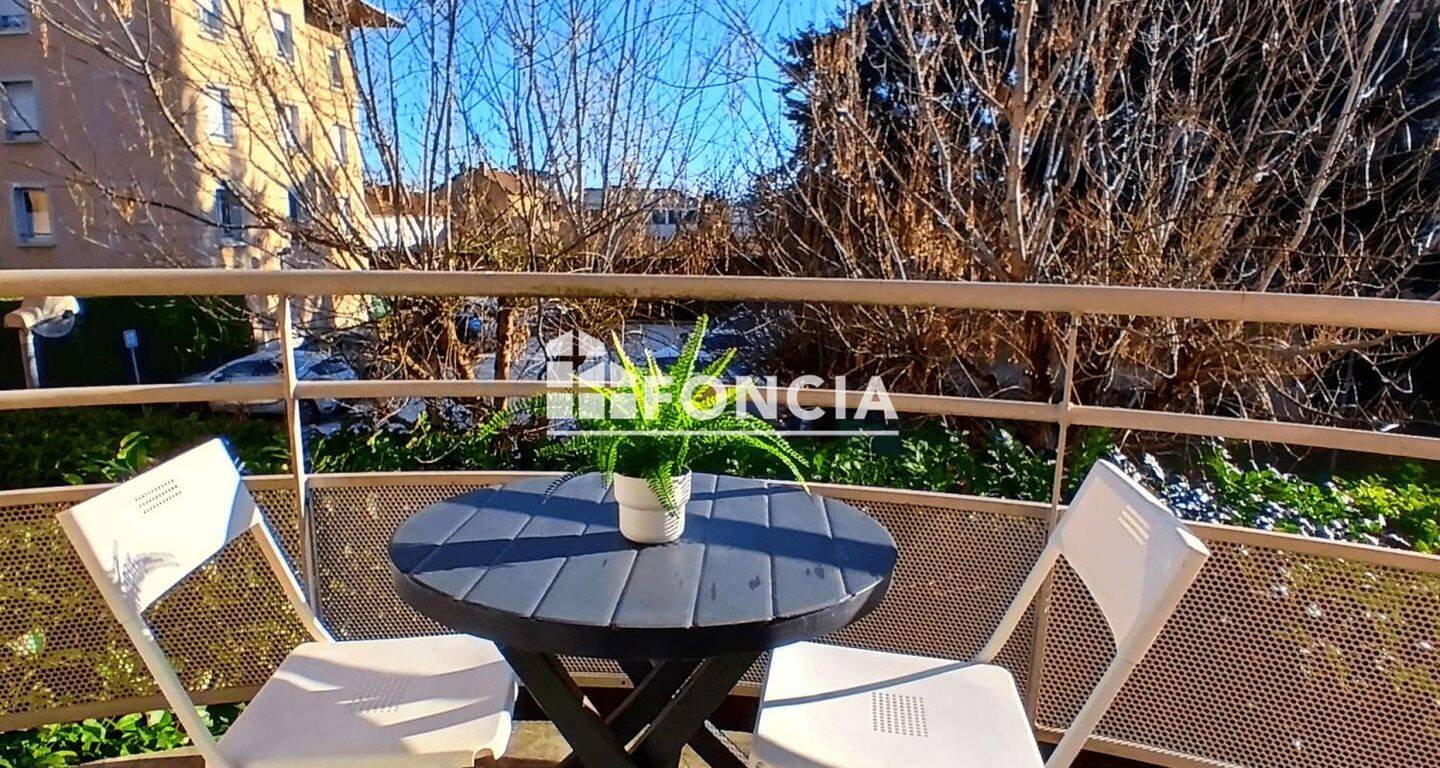 Appartement 1 pièce 35 m² · à Villefranche-sur-Saône · 35 m² · 650 €