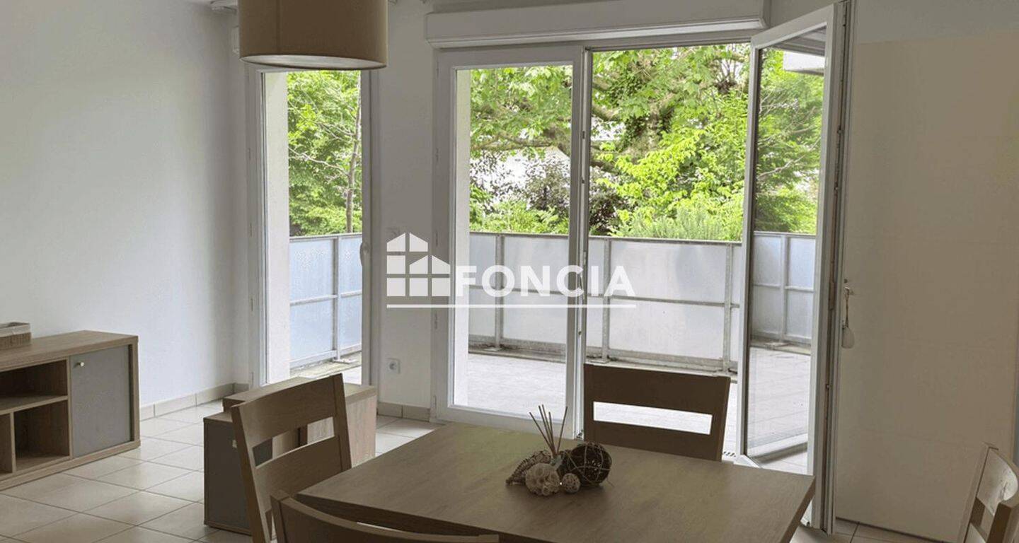 Appartement 2 pièces 45 m² · à Cenon · 45 m² · 107 000 €