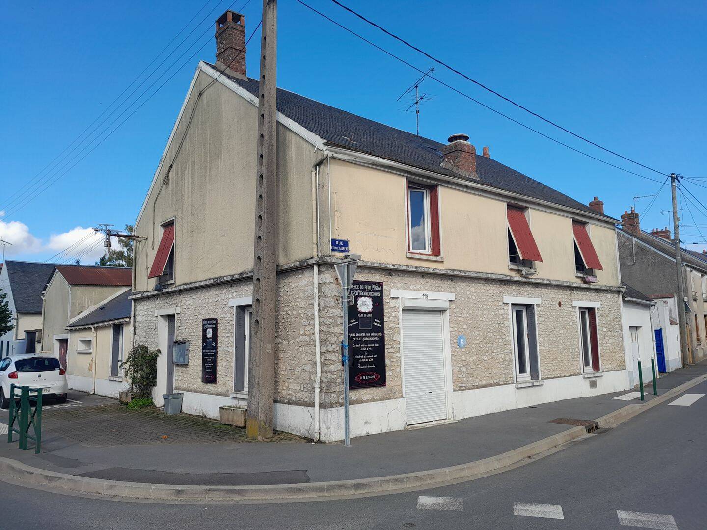 Maison 7 pièces 230 m² · à Angerville · 230 m² · 229 000 €