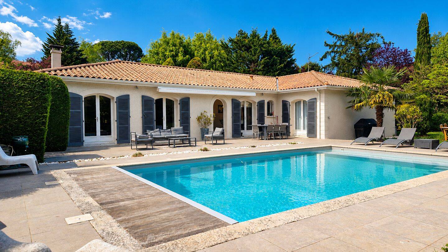 Maison 5 pièces 161 m² · à Dardilly · 161,4 m² · 3 500 €/mois