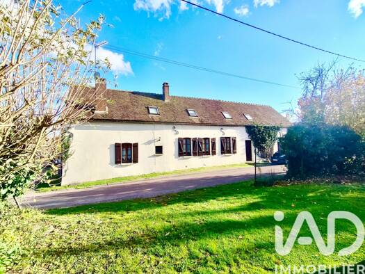 Maison à vendre 178 000 € 6 pièces 3 chambres 120 m² 654 m² de terrain Courgenay 89190