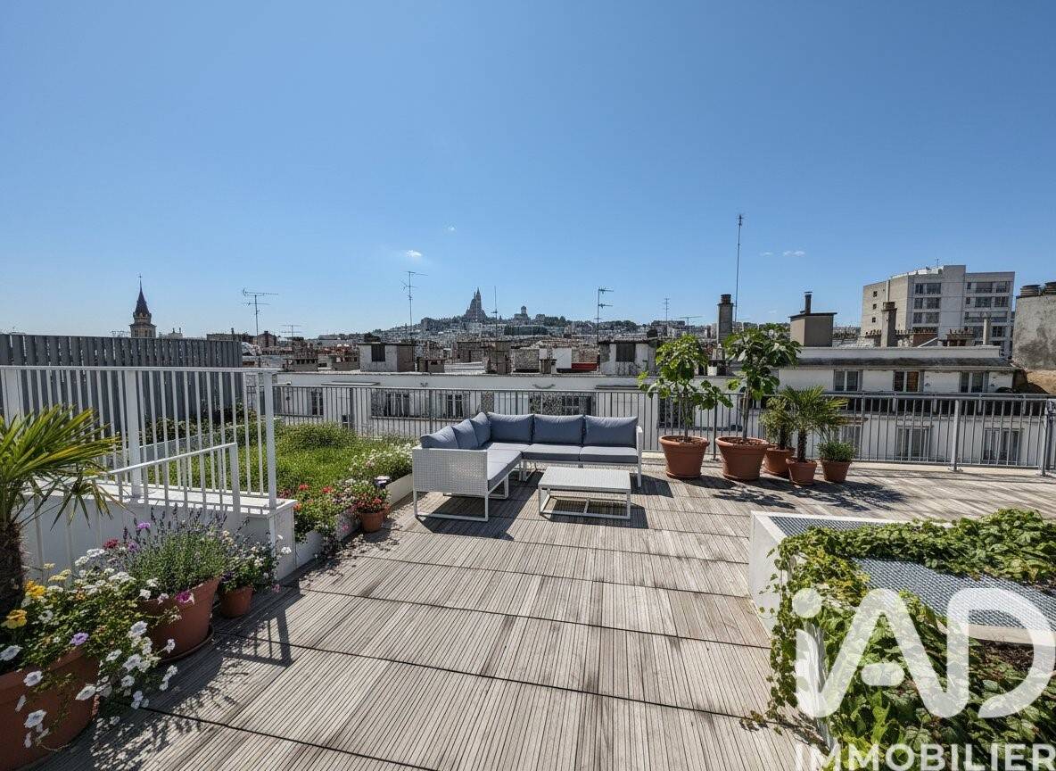 Appartement 6 pièces 158 m² · à Paris 18ème Arrondissement · 158 m² · 2 290 000 €