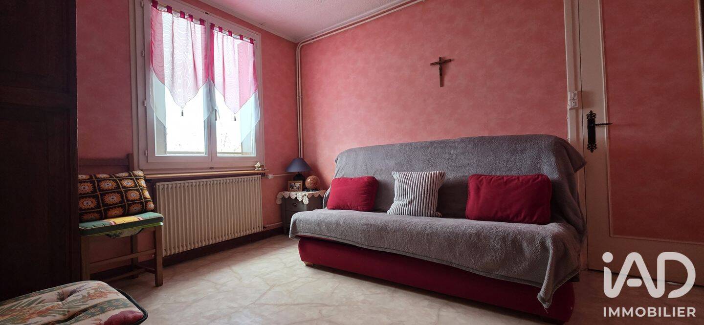 Appartement 3 pièces 57 m² · à Digoin · 57 m² · 26 000 €