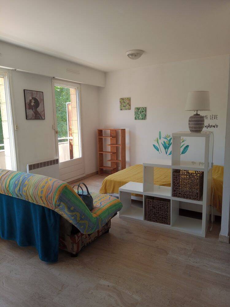 Appartement 1 pièce 30 m² · à Nîmes · 30 m² · 535 €/mois