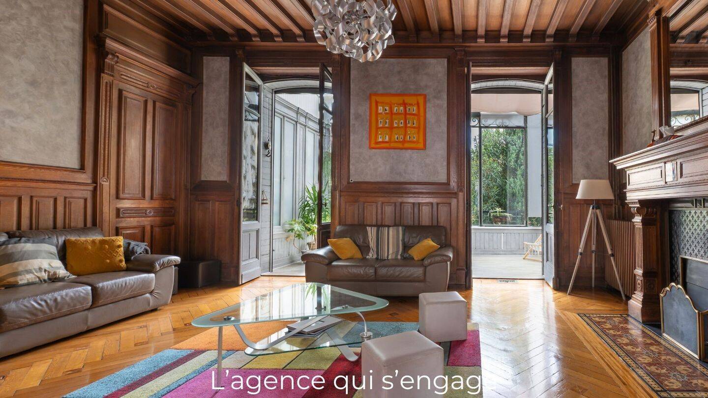 Maison 8 pièces 264 m² · à Vienne · 264 m² · 699 000 €
