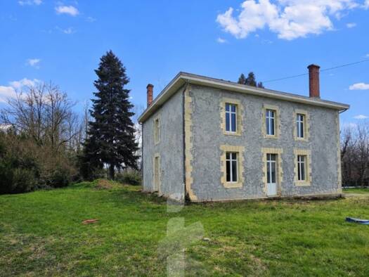 Maison à vendre 595 000 € 8 pièces 1 chambre 199 m² 8 000 m² de terrain Salles 33770