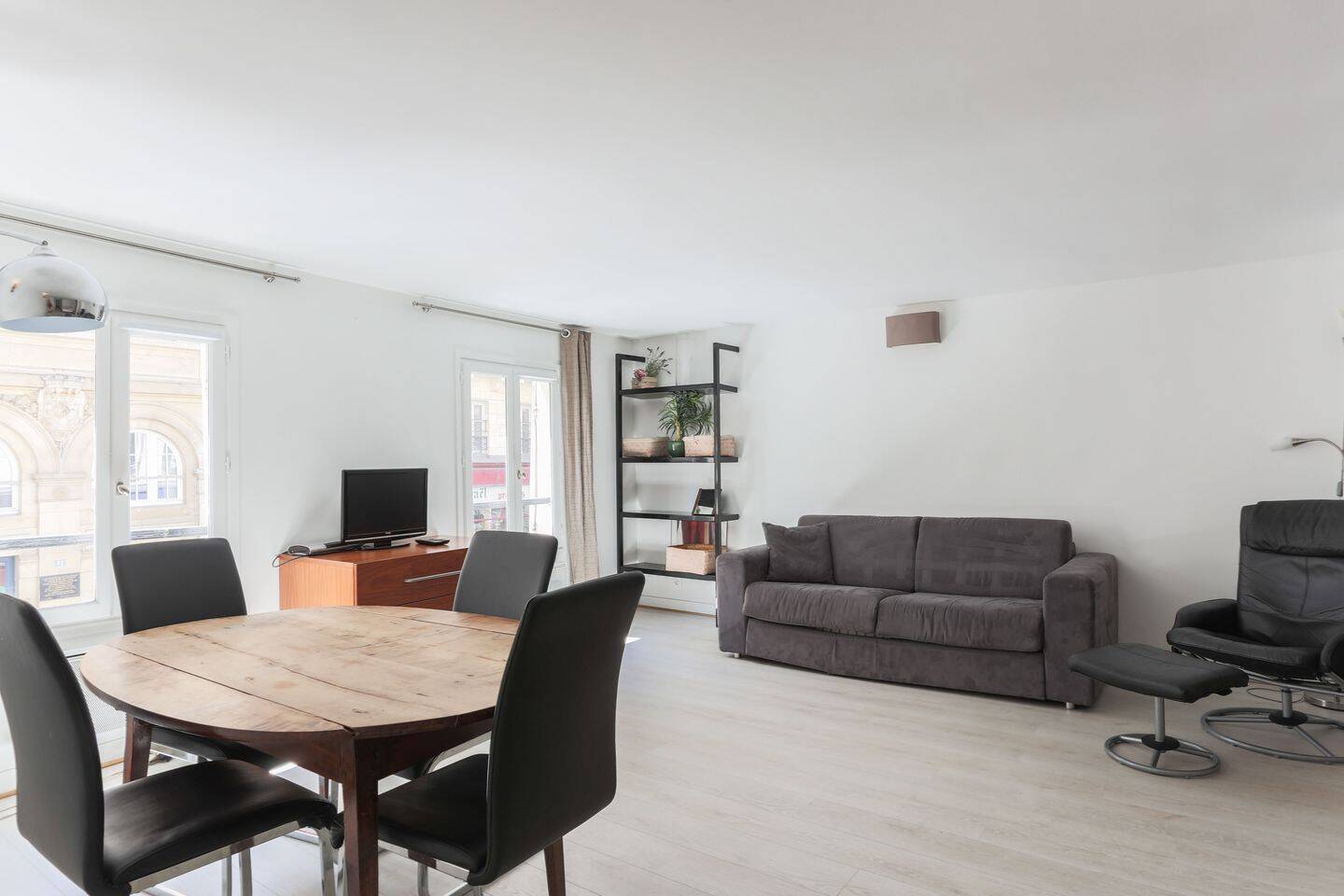 Appartement 1 pièce 43 m² · à Paris 4ème Arrondissement · 43 m² · 2 108 €