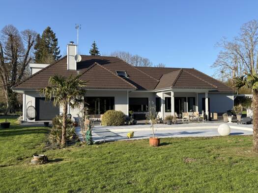 Maison à vendre 650 000 € 6 pièces 4 chambres 169 m² 2 898 m² de terrain Pacy-sur-Eure 27120