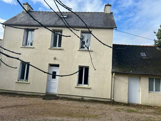 Maison à vendre 145 800 € 4 pièces 2 chambres 78 m² 1 006 m² de terrain Plourin-lès-Morlaix 29600