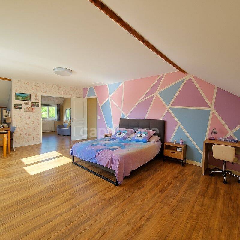 Maison 8 pièces 222 m² · à Nailly · 222 m² · 329 000 €