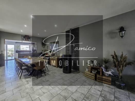 Maison à vendre 169 000 € 7 pièces 3 chambres 104 m² 283 m² de terrain Avesnes-le-Sec 59296