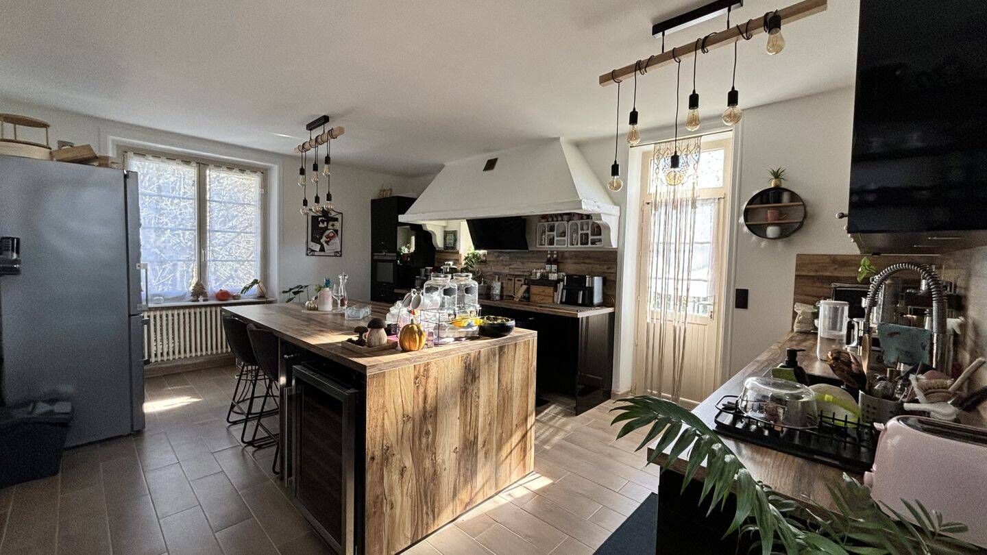 Maison 8 pièces 166 m² · à Saint-Augustin · 166 m² · 229 500 €