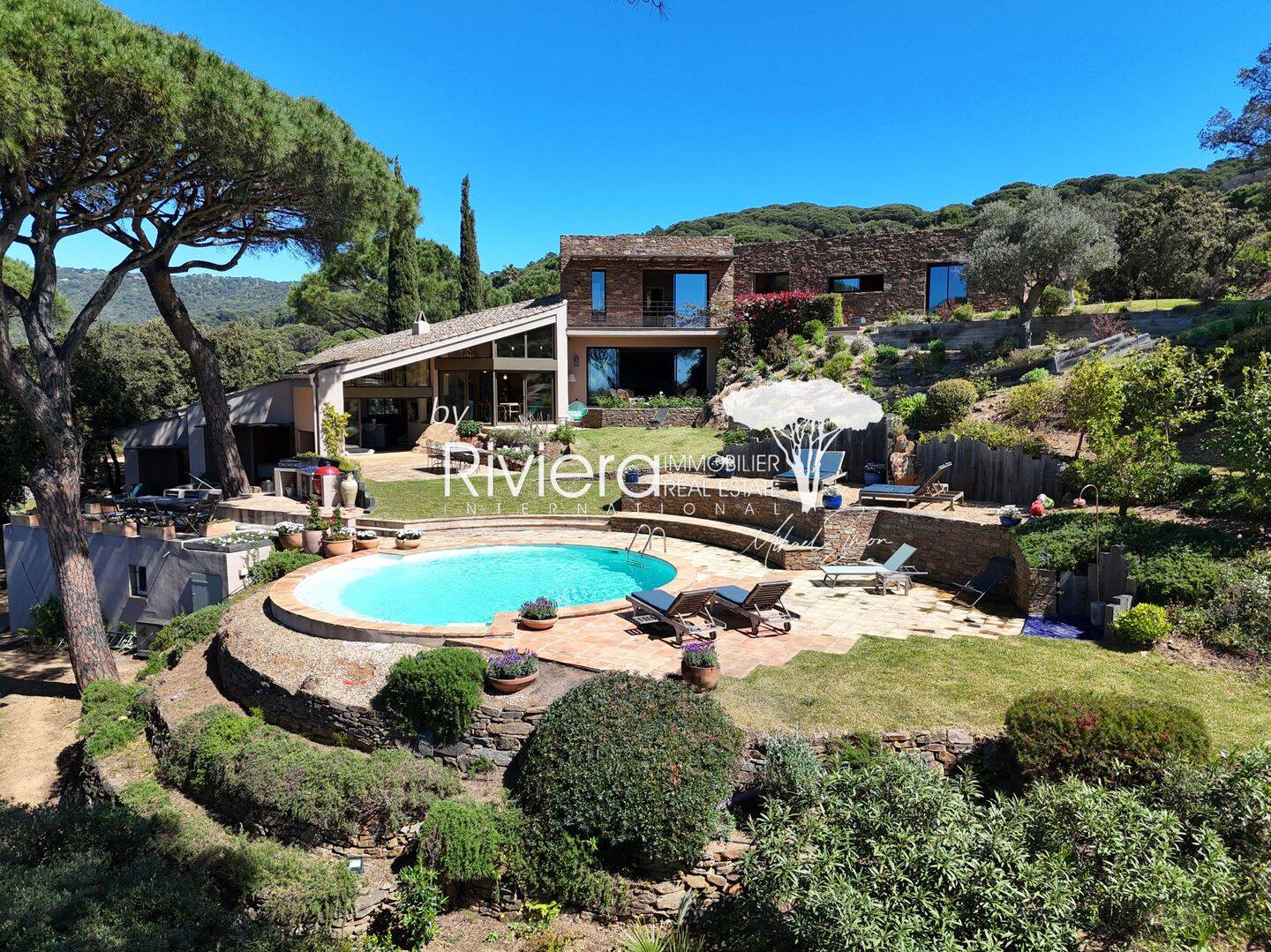 Maison 7 pièces 365 m² · à La Croix-Valmer · 365 m² · 5 480 000 €