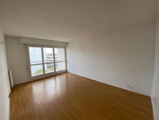 Appartement à vendre 180 000 € 2 pièces 1 chambre 47,4 m² Étage 5/7 Europe-Nord Chatou 78400