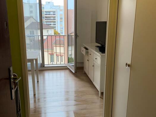 Appartement à louer 450 € 1 pièce 23 m² Étage 4/8 disponible dès maintenant Centre Sud Vesoul 70000