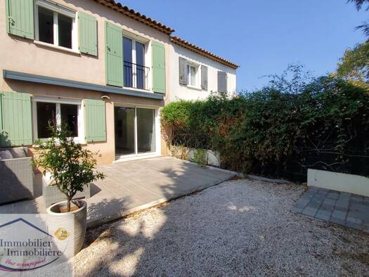 Villa à vendre 335 000 € 4 pièces 3 chambres 83 m² 158 m² de terrain Cuers 83390