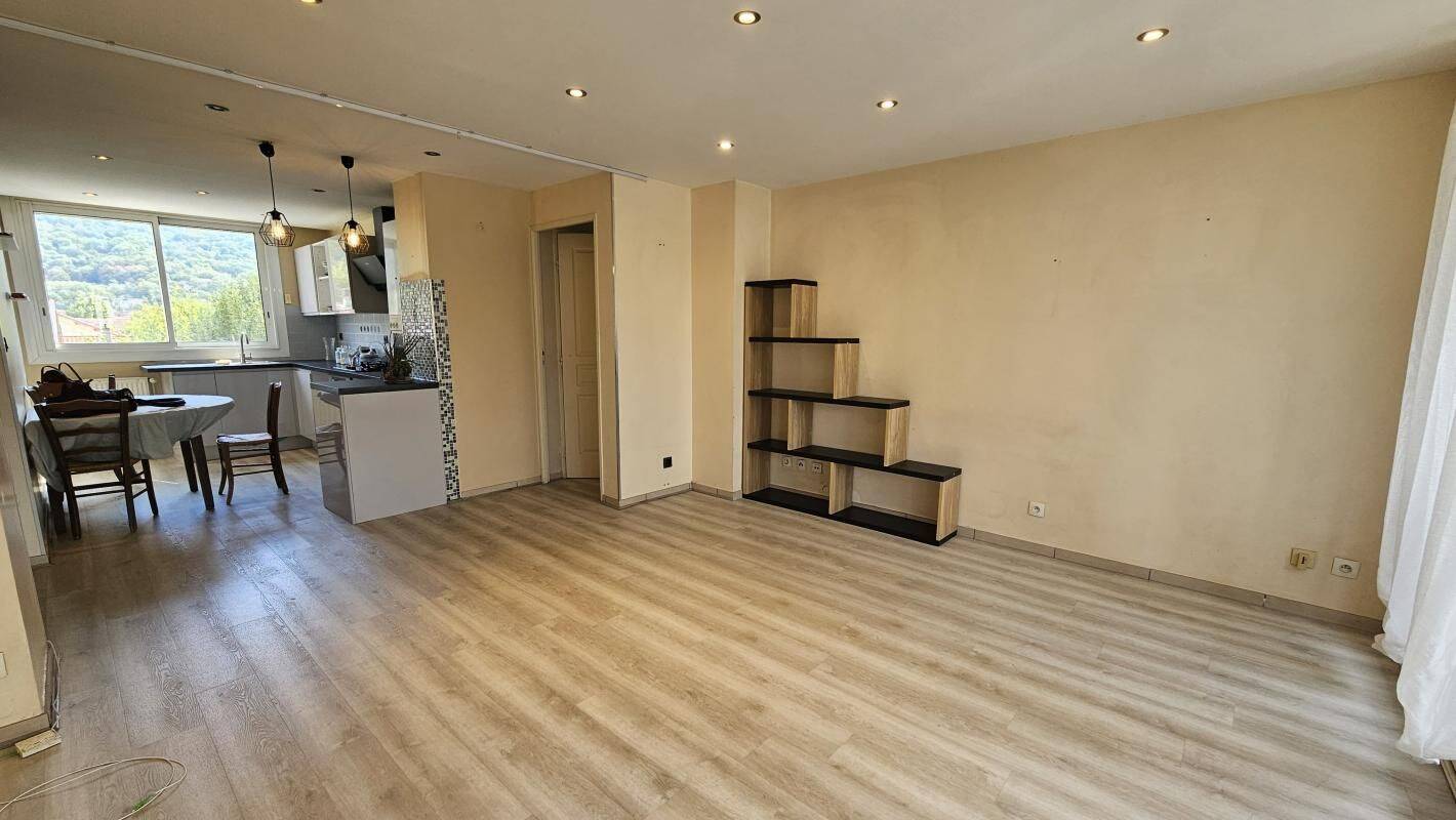 Appartement 4 pièces 70 m² · à Eybens · 70 m² · 970 €/mois