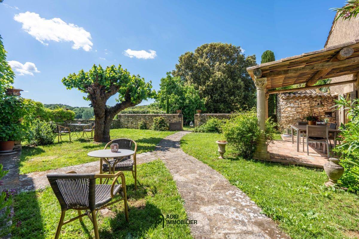 Maison 5 pièces 273 m² · à Uzès · 273 m² · 1 295 000 €