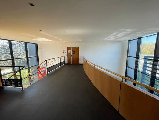 Espace bureau à louer 6 323 € 542 m² de bureaux Deux Lions Gloriette Tours 37200