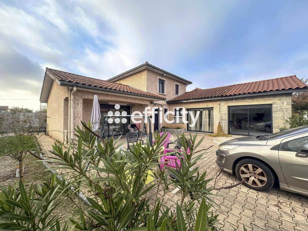 Maison 5 pièces 180 m² · à Vaulx-en-Velin · 180 m² · 500 000 €