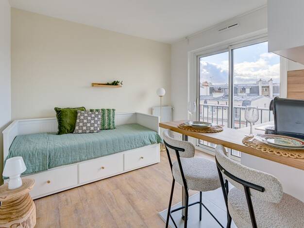 Appartement à louer 990 € 1 pièce 16,4 m² 9ème étage Didot-Porte de Vanves Paris 14ème 75014