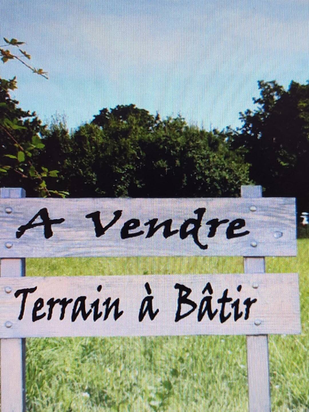 Terrain de 400 m² à Farnay - photo 2