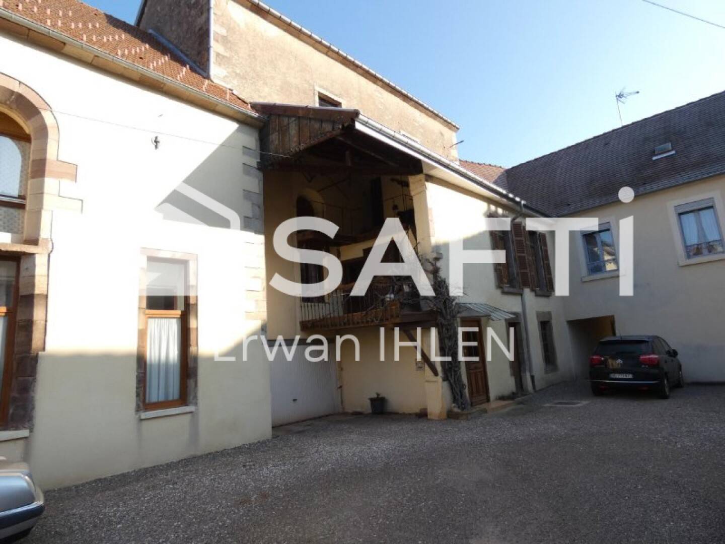 Appartement 5 pièces 113 m² · à Luxeuil-les-Bains · 113 m² · 46 000 €