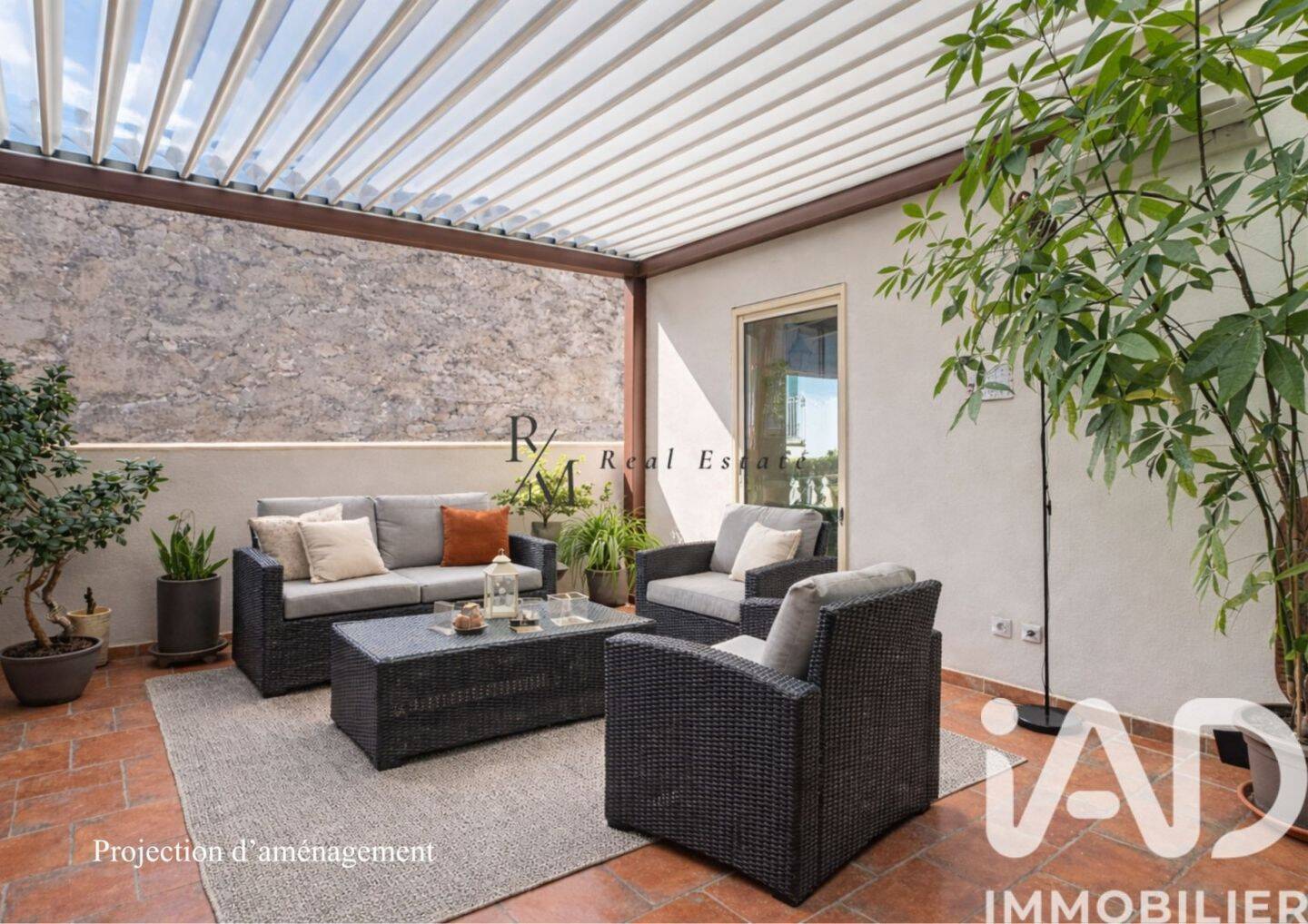 Maison 6 pièces 185 m² · à La Roque-d'Anthéron · 185 m² · 330 000 €