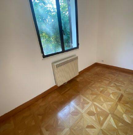 Maison 4 pièces 111 m² · à Écully · 110,8 m² · 1 419 €