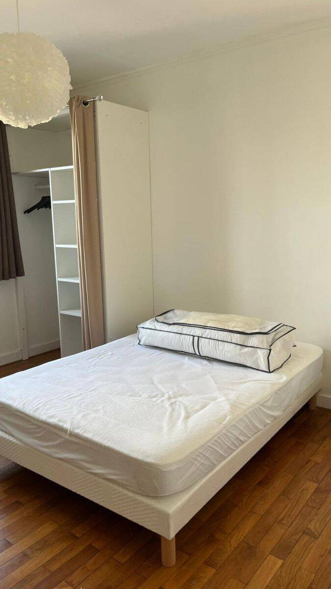 4 pièces 87 m² · à Grenoble · 87 m² · 410 €