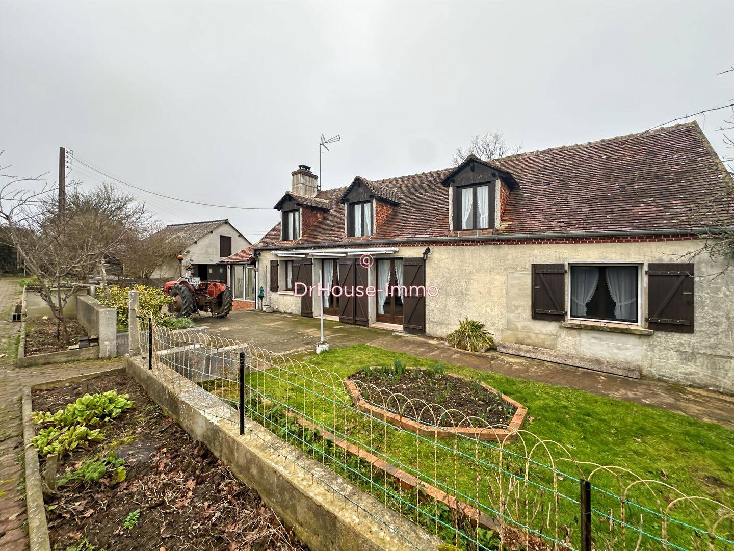 Maison 7 pièces 107 m² · à Saint-Germain-de-la-Coudre · 107,3 m² · 135 000 €