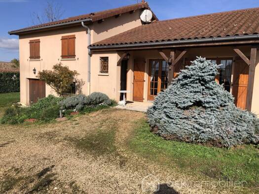 Maison à vendre 199 000 € 5 pièces 3 chambres 110 m² 1 350 m² de terrain La Genête 71290