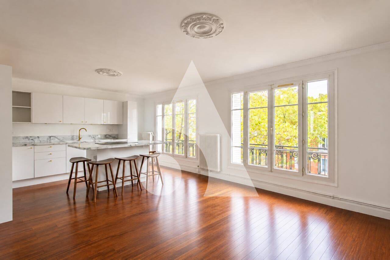 Appartement 3 pièces 63 m² · à Saint-Ouen-sur-Seine · 62,7 m² · 1 900 €/mois