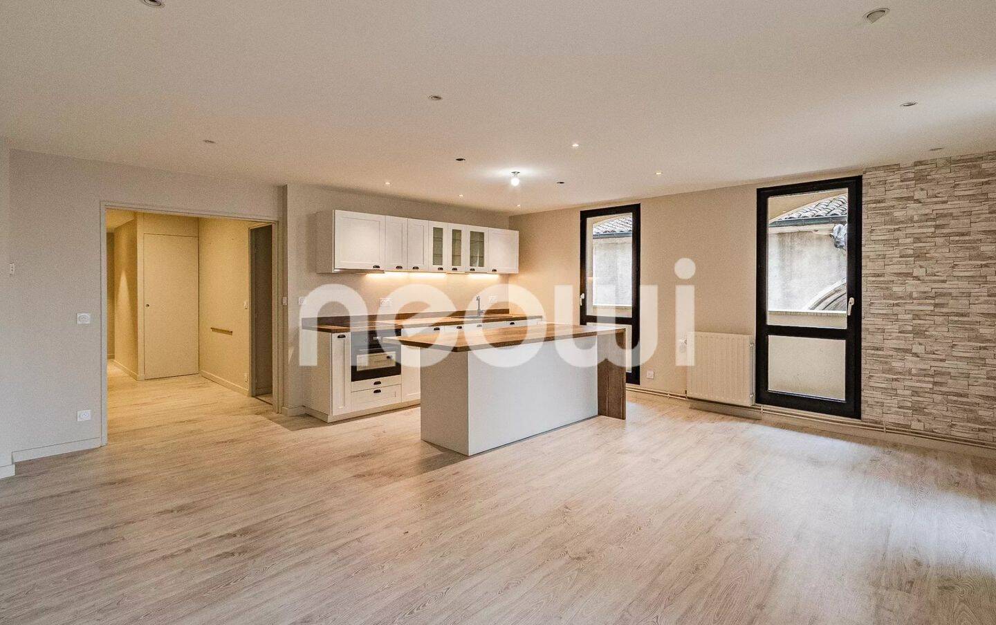 Appartement 3 pièces 71 m² · à Villefranche-sur-Saône · 71,3 m² · 189 000 €