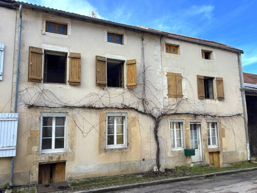 Maison à vendre 19 000 € 3 pièces 2 chambres 65,3 m² Baigneux-les-Juifs 21450