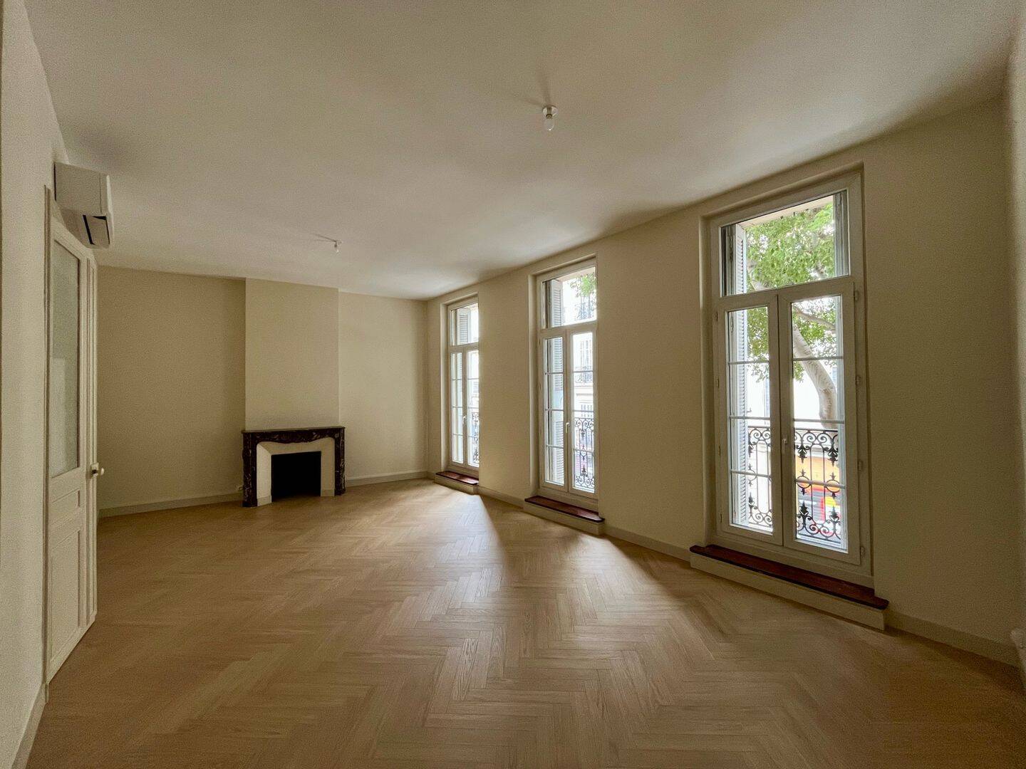 Appartement 3 pièces 90 m² · à Marseille 4ème Arrondissement · 90 m² · 1 280 €