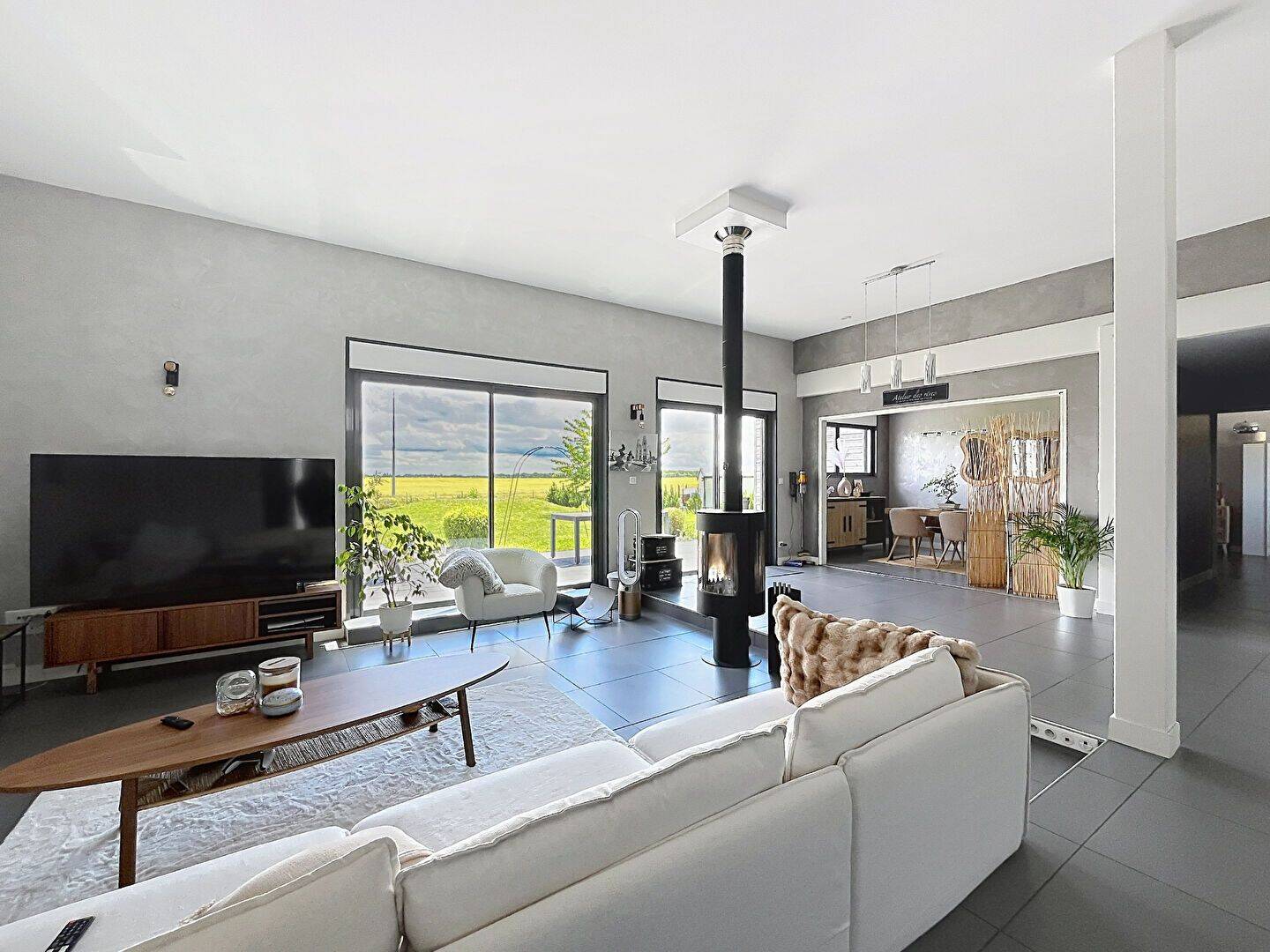 Maison 9 pièces 212 m² · à Saint-Ay · 211,7 m² · 329 900 €