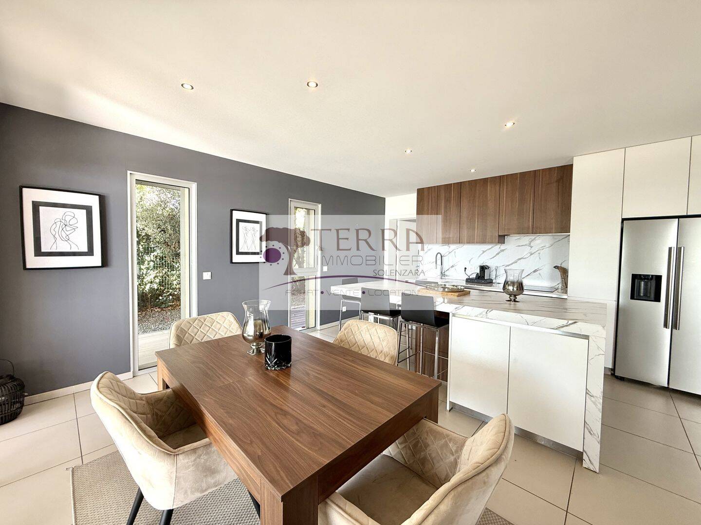Appartement 4 pièces 98 m² · à Sari-Solenzara · 98 m² · 890 000 €