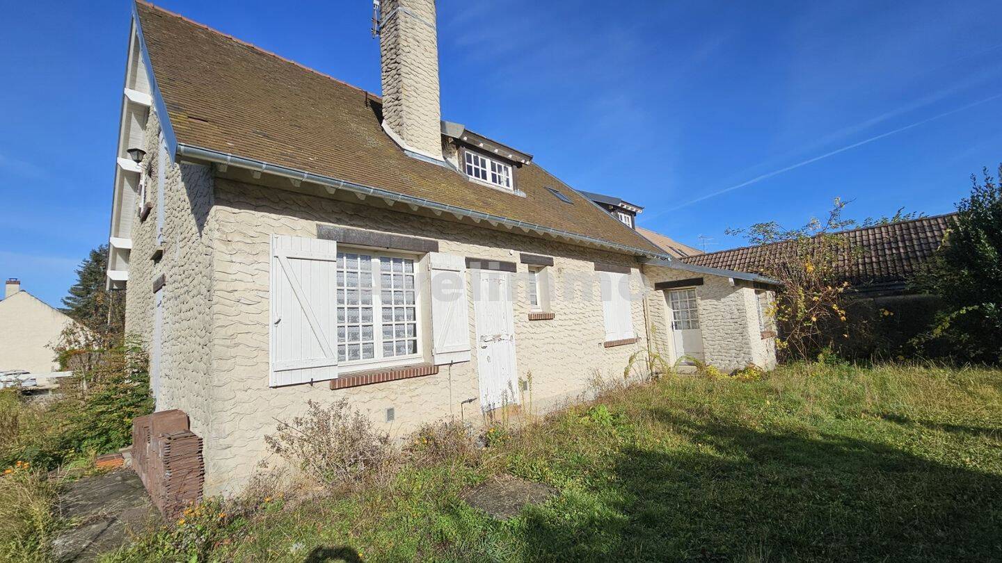 Maison 9 pièces 176 m² · à Orgerus · 176 m² · 530 000 €