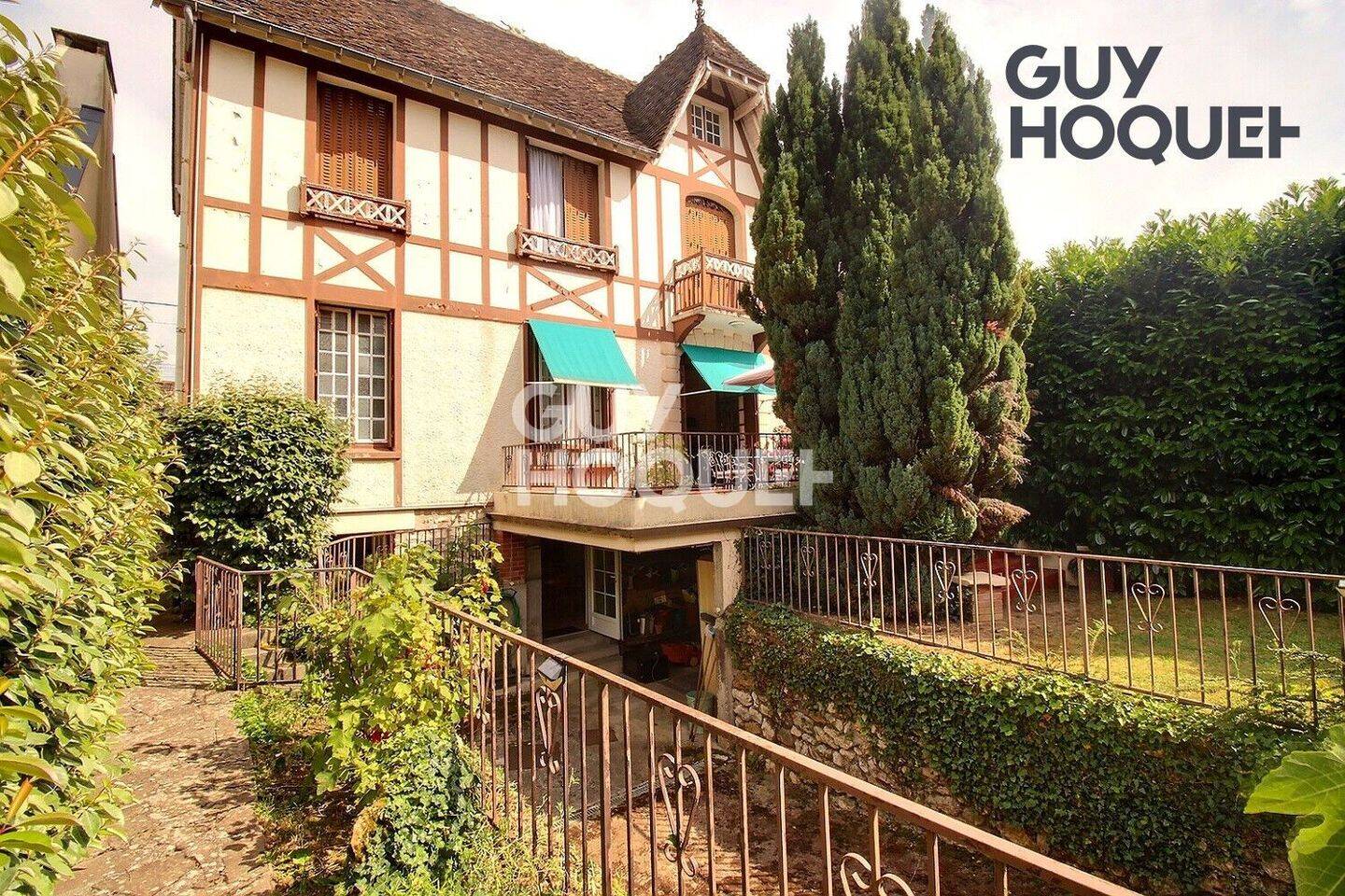 Maison 7 pièces 147 m² · à Mandres-les-Roses · 147 m² · 525 000 €