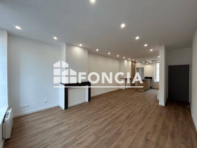 Appartement 4 pièces 97 m² · à Charleville-Mézières · 97,1 m² · 860 €