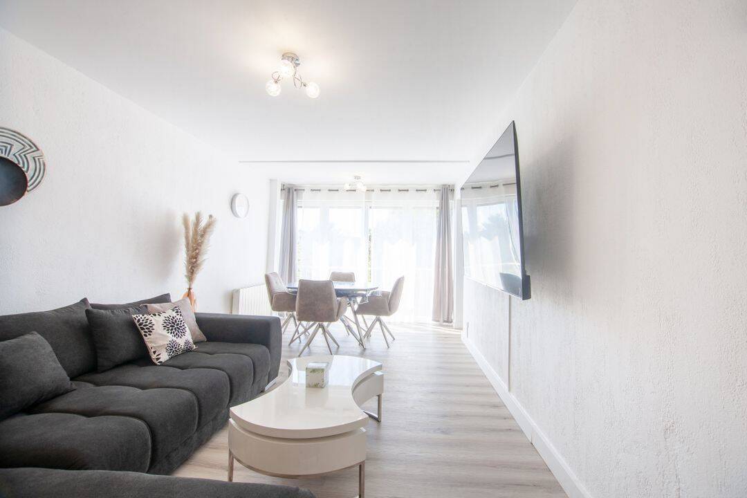Appartement 4 pièces 68 m² · à Marseille 8ème Arrondissement · 68 m² · 1 800 €