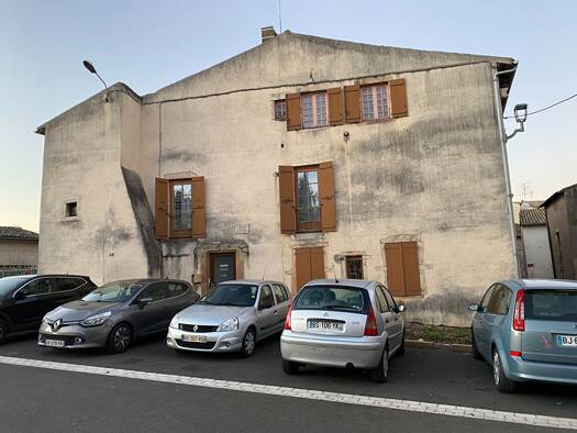 Immeuble à vendre 149 000 € 189 m² Peripherie Tournus 71700