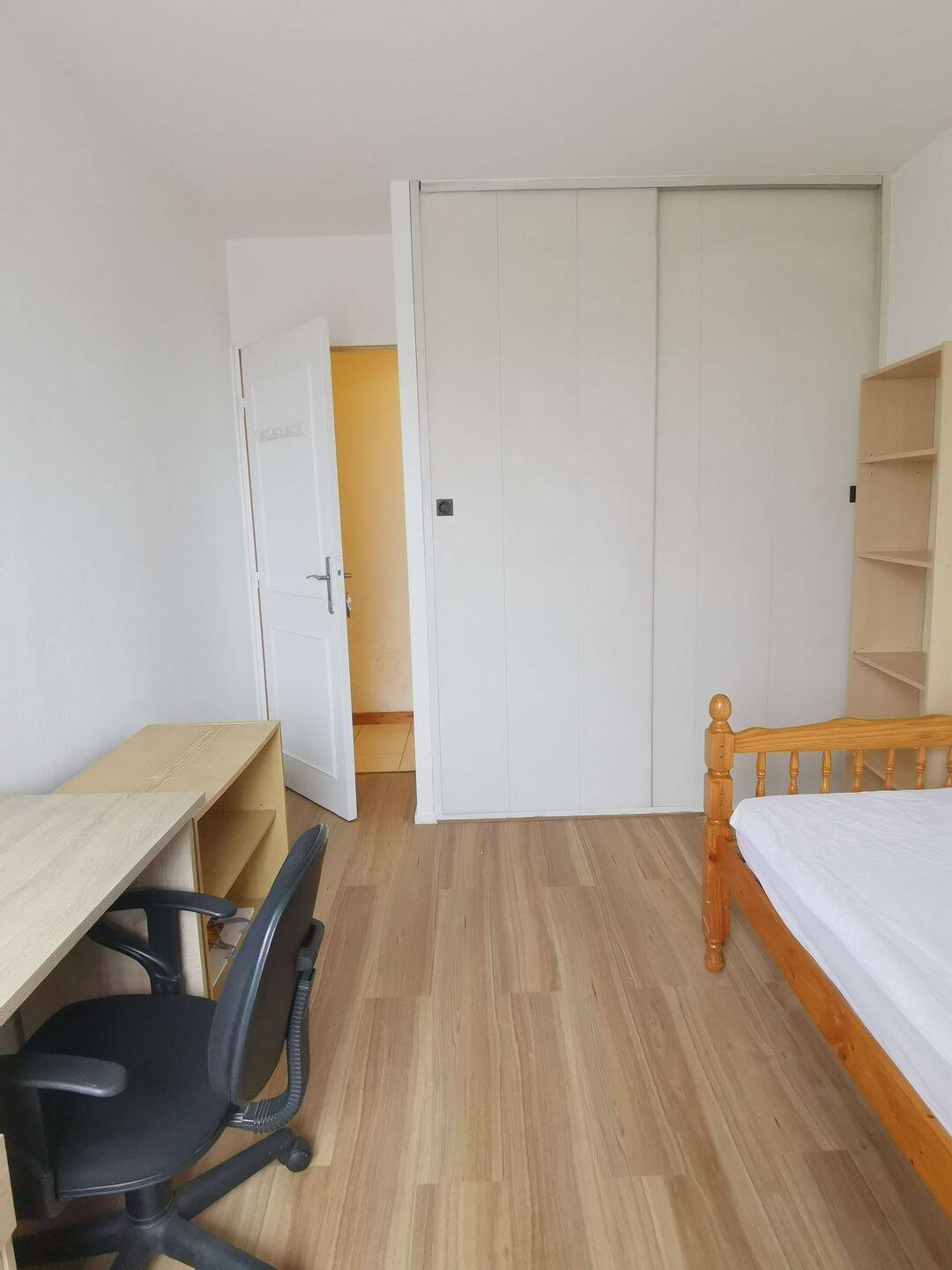 5 pièces 11 m² · à Bobigny · 11 m² · 530 €