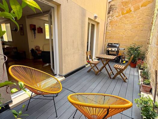 Appartement à vendre - Première occupation 520 000 € 4 pièces 3 chambres 91,3 m² Étage 1/2 Chartrons Bordeaux 33000