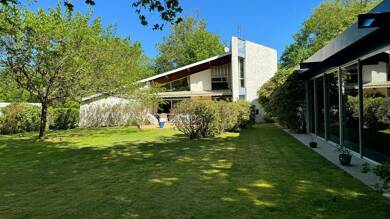 Maison à vendre 665 000 € 9 pièces 5 chambres 301 m² 2 360 m² de terrain Saint-Sulpice-et-Cameyrac 33450